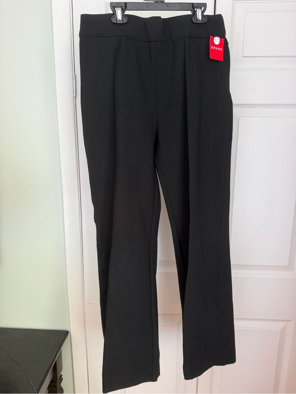 SPANX Women’s Pull-On Hi Rise Flare Dress Pants